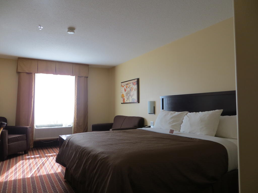 Poplar Tree Inn Stoughton Quarto foto